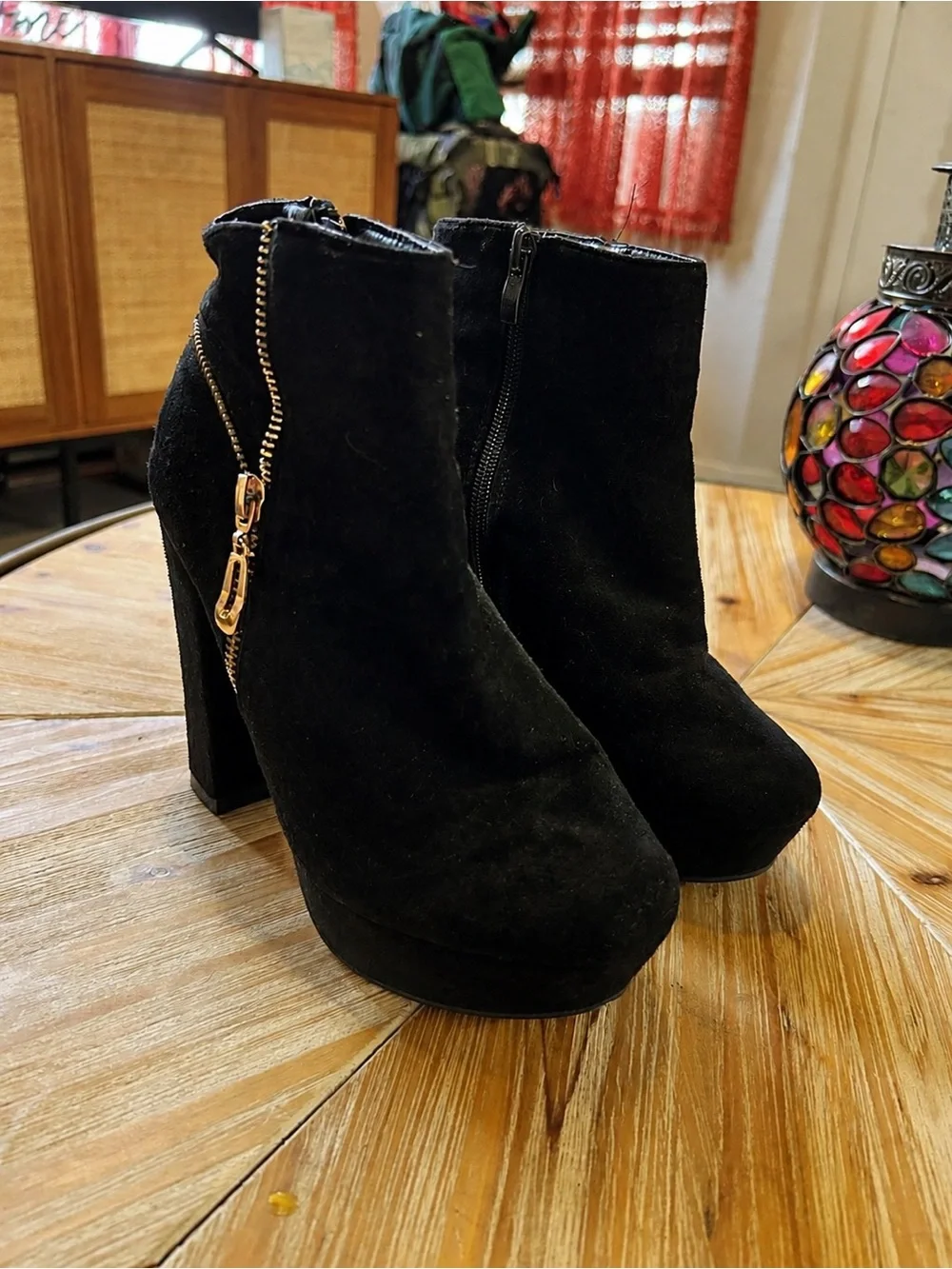 Black Faux Suede Platform Ankle Boots Gold Zipper Size 6